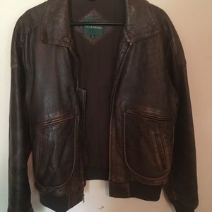 Men’s Hill and Archer leather A2 style flight bomber jacket